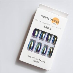 LEBON Radiant Chrome Press on Nails Short Fake Acrylic Almond 24 Pcs (No.11 TEAL